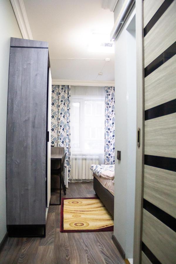Hotel Tahar Almaty Esterno foto